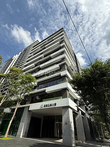 忠泰企業大樓