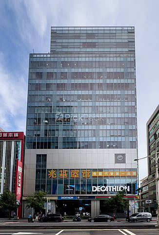Building Image