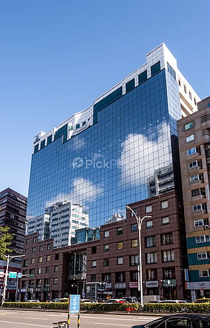 Building Image
