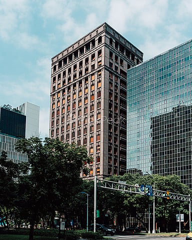 Building Image