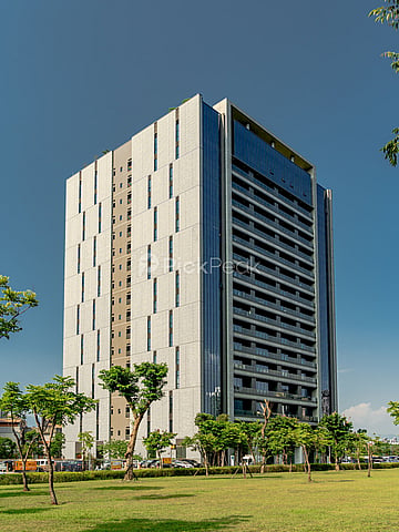 Building Image