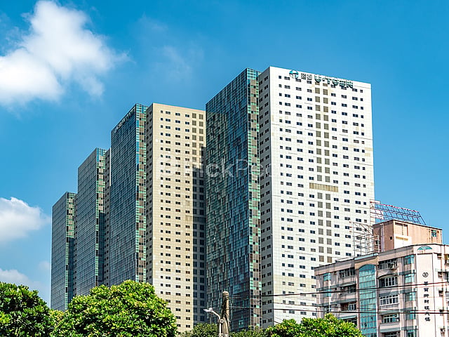 Building Image