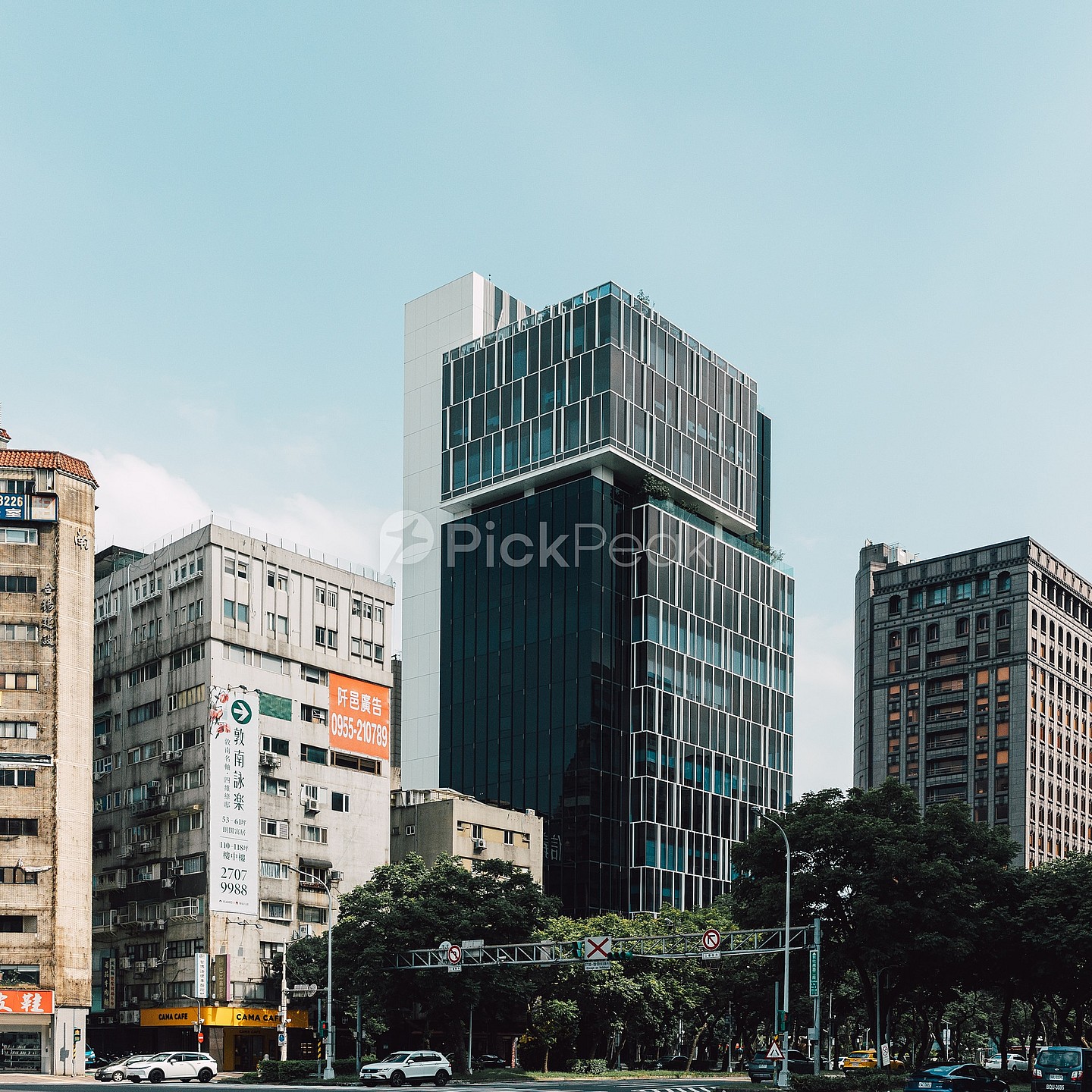 Building Image
