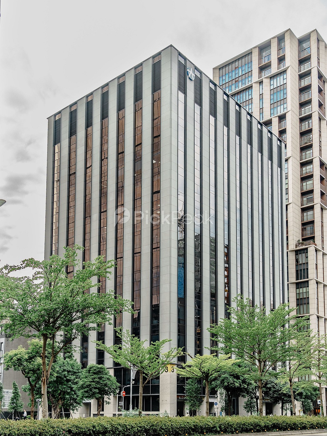 Building Image